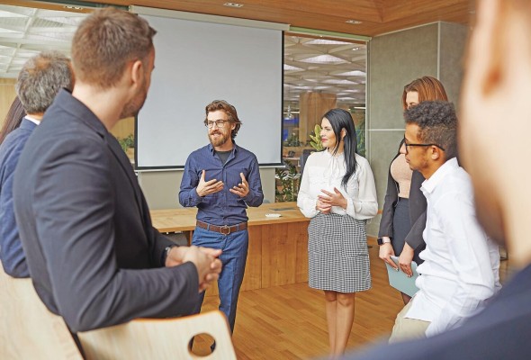 La supervisión crece en importancia a la medida que se amplía la actividad de coaching. La supervisión crece en importancia a la medida que se amplía la actividad de coaching.