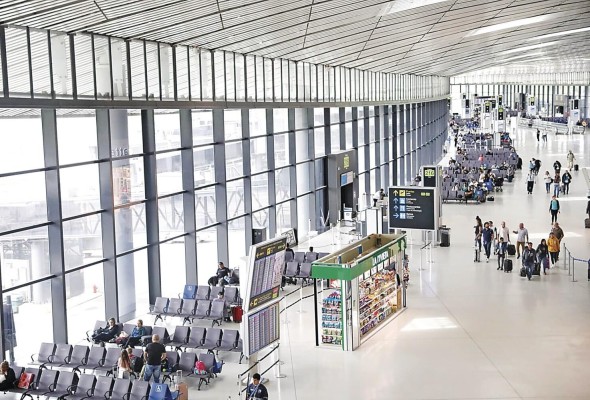 Al cierre del primer semestre, la Terminal 2 del aeropuerto procesó 90,749 pasajeros. Al cierre del primer semestre, la Terminal 2 del aeropuerto procesó 90,749 pasajeros.