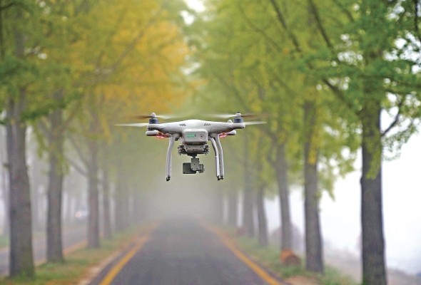 En el campo de servicios de salud los drones también desempeñan un papel relevante En el campo de servicios de salud los drones también desempeñan un papel relevante