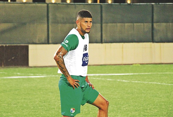 Andrés Andrade, jugador del Arminia Bielefeld de la segunda división de Alemania Andrés Andrade, jugador del Arminia Bielefeld de la segunda división de Alemania