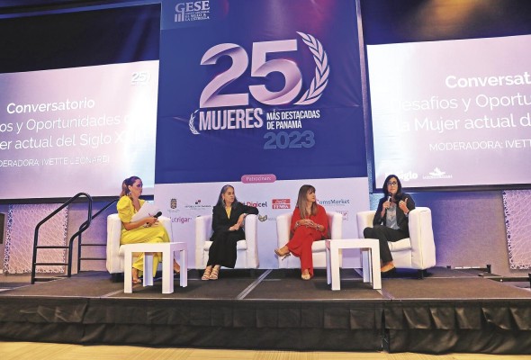 En el evento se dio el conversatorio 'Desafiós y oportunidades de la mujer actual del siglo XXI'. En el evento se dio el conversatorio 'Desafiós y oportunidades de la mujer actual del siglo XXI'.