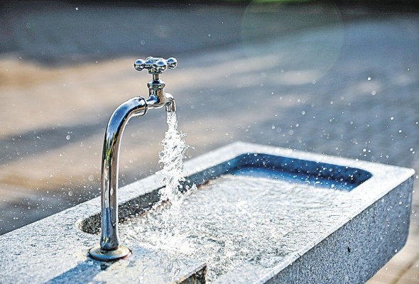 Según la OMM, 3,600 millones de personas tuvieron acceso inadecuado al agua por un mes en 2018 . Según la OMM, 3,600 millones de personas tuvieron acceso inadecuado al agua por un mes en 2018 .