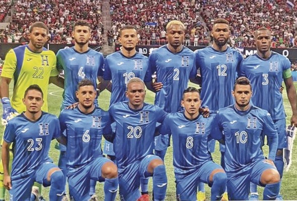 La Selección de Honduras dirigida por el entrenador uruguayo Fabián Coito, cosechó buenos resultados en la Copa Naciones ocupando el tercer lugar y mostrando un alto nivel. En la foto en su último partido amistoso ante México previo a la Copa Oro. La Selección de Honduras dirigida por el entrenador uruguayo Fabián Coito, cosechó buenos resultados en la Copa Naciones ocupando el tercer lugar y mostrando un alto nivel. En la foto en su último partido amistoso ante México previo a la Copa Oro.