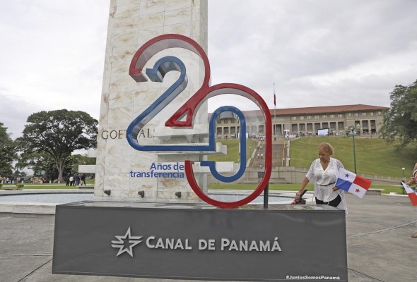 Actos conmemorativos de los 20 años de reversión del Canal. Actos conmemorativos de los 20 años de reversión del Canal.