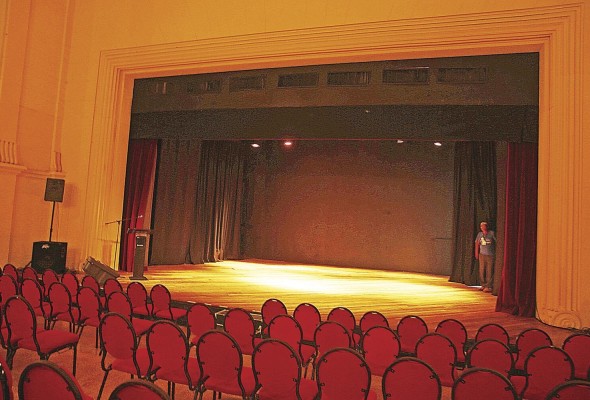 La Astep agrupa a los profesionales del teatro en el país. La Astep agrupa a los profesionales del teatro en el país.