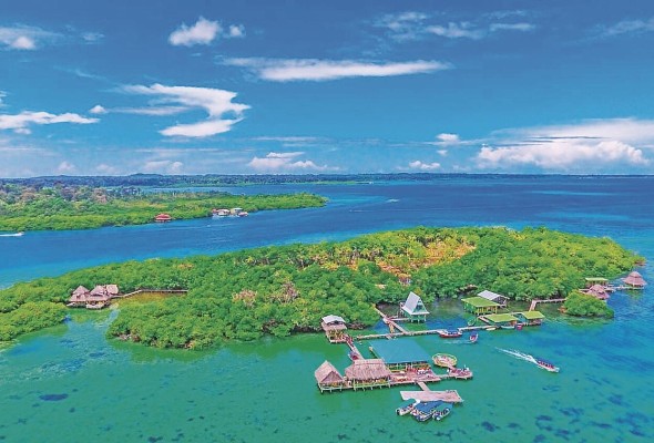 Isla Colón es el sitio ideal para la realización de la Feria del Mar en Bocas del Toro. Isla Colón es el sitio ideal para la realización de la Feria del Mar en Bocas del Toro.