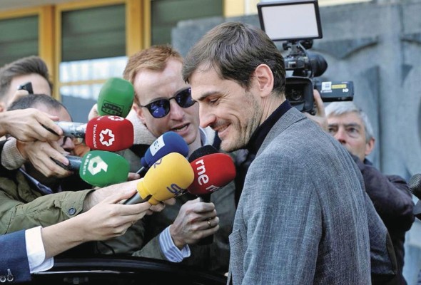 El exjugador anunció su retiro oficial del fútbol el 18 de febrero de 2020. El exjugador anunció su retiro oficial del fútbol el 18 de febrero de 2020.