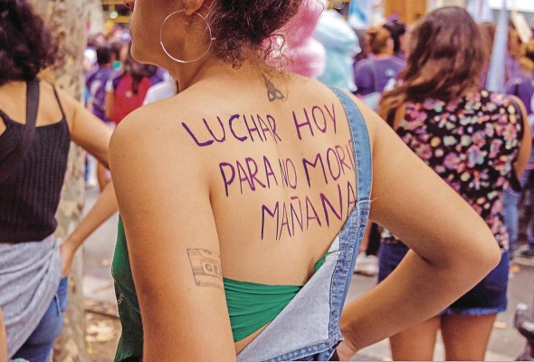 En el territorio latinoamericano 14 de 25 países poseen las tasas más altas de femicidios a nivel global. En el territorio latinoamericano 14 de 25 países poseen las tasas más altas de femicidios a nivel global.