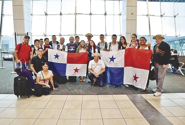 La orquesta representó a Panamá en Bogotá en 2019, presentándose junto a orquestas universitarias y de la Polícia de Colombia. La orquesta representó a Panamá en Bogotá en 2019, presentándose junto a orquestas universitarias y de la Polícia de Colombia.