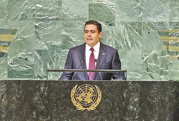 Carrizo fue designado por el mandatario Laurentino Cortizo como el conferencista del Gobierno panameño. Carrizo fue designado por el mandatario Laurentino Cortizo como el conferencista del Gobierno panameño.