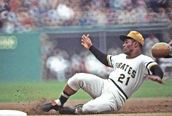 Roberto Clemente se alzó con el título de bateo en la Liga Nacional. Roberto Clemente se alzó con el título de bateo en la Liga Nacional.