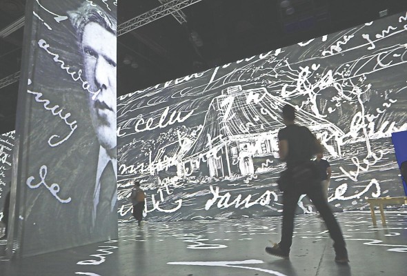 Van Gogh pintó 1.200 obras de arte mientras vivía. Van Gogh pintó 1.200 obras de arte mientras vivía.