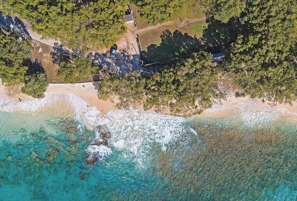 La isla ha sido anfitriona de eventos de talla mundial. La isla ha sido anfitriona de eventos de talla mundial.
