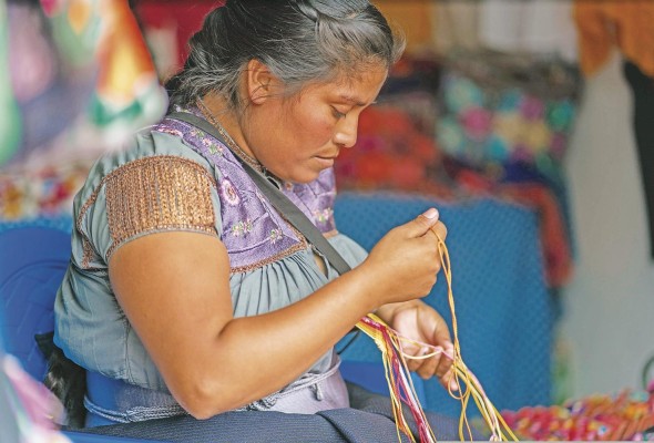 Diferentes factores sociales pueden afectar la inclusión de las mujeres en las actividades económicas de Panamá. Diferentes factores sociales pueden afectar la inclusión de las mujeres en las actividades económicas de Panamá.