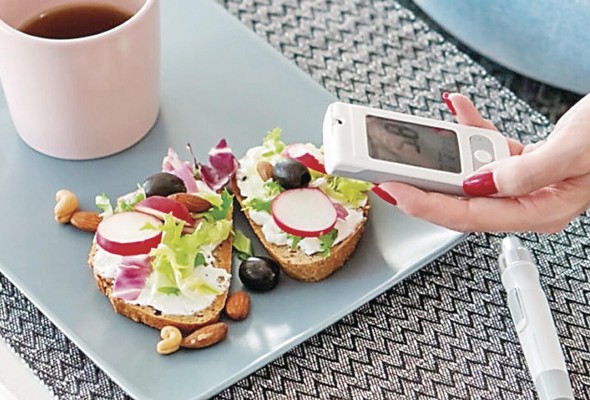 Las personas con diabetes tienen un riesgo dos a tres veces mayor de sufrir infarto del miocardio o un accidente cerebrovascular. Las personas con diabetes tienen un riesgo dos a tres veces mayor de sufrir infarto del miocardio o un accidente cerebrovascular.