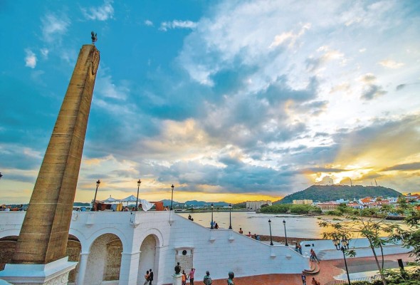 Lonely Planet, una de las guías de viaje más reconocidas a nivel mundial destacó en dos de sus artículos, publicados en abril 2022, la belleza natural y cultural del país. Lonely Planet, una de las guías de viaje más reconocidas a nivel mundial destacó en dos de sus artículos, publicados en abril 2022, la belleza natural y cultural del país.