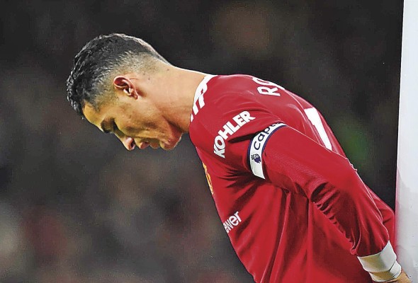 El United ha tenido un inicio de temporada complicado que le ha descartado de la lucha por el título. El United ha tenido un inicio de temporada complicado que le ha descartado de la lucha por el título.