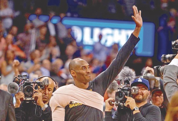 Kobe falleció este domingo en un trágico accidente junto a su hija Gigi. Kobe falleció este domingo en un trágico accidente junto a su hija Gigi.