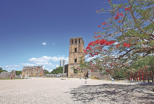 Panamá Viejo es uno de los sitios culturales e históricos de la ciudad. Panamá Viejo es uno de los sitios culturales e históricos de la ciudad.
