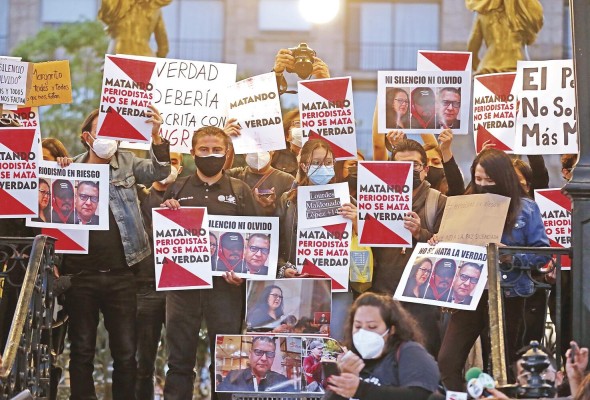 La SIP destacó que en los últimos seis meses se registraron más de 661 ataques a medios y periodistas en México. La SIP destacó que en los últimos seis meses se registraron más de 661 ataques a medios y periodistas en México.