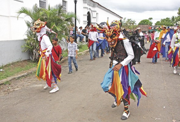 Es una celebración católica y en Panamá siempre ha sido tradición. Es una celebración católica y en Panamá siempre ha sido tradición.
