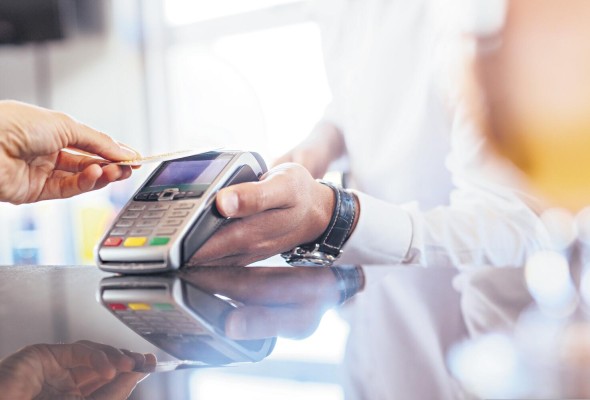 A pesar del pronóstico de inflación y alza de las tasas de interés, aún no hay un impacto para los usuarios de bancos panameños. A pesar del pronóstico de inflación y alza de las tasas de interés, aún no hay un impacto para los usuarios de bancos panameños.