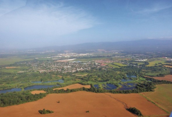 Vista de urbanizaciones en la zona este de la ciudad. Vista de urbanizaciones en la zona este de la ciudad.
