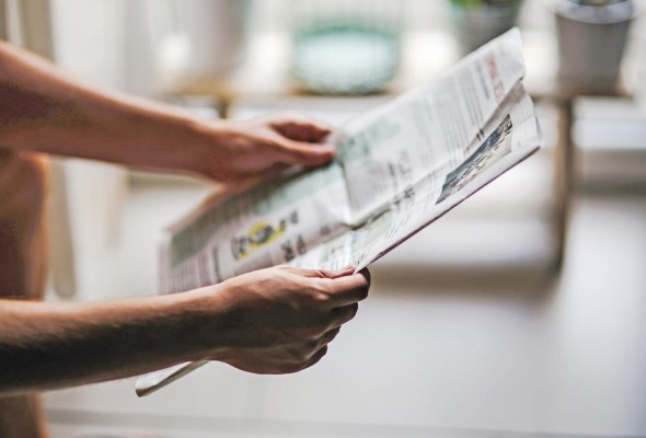 La CIDH remarcó que los gobiernos no deben incluir a los comunicadores en las restricciones de circulación y tienen la obligación de permitir el acceso a las conferencias de prensa oficiales. La CIDH remarcó que los gobiernos no deben incluir a los comunicadores en las restricciones de circulación y tienen la obligación de permitir el acceso a las conferencias de prensa oficiales.