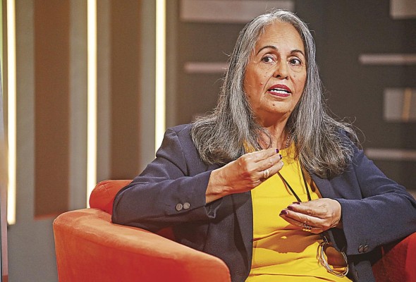 Anayansi Barrantes: 'Creo que todavía no hay un precandidato que realmente ponga esa semillita de interés' Anayansi Barrantes: 'Creo que todavía no hay un precandidato que realmente ponga esa semillita de interés'