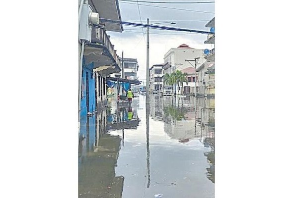 Inundación en Colón. Inundación en Colón.