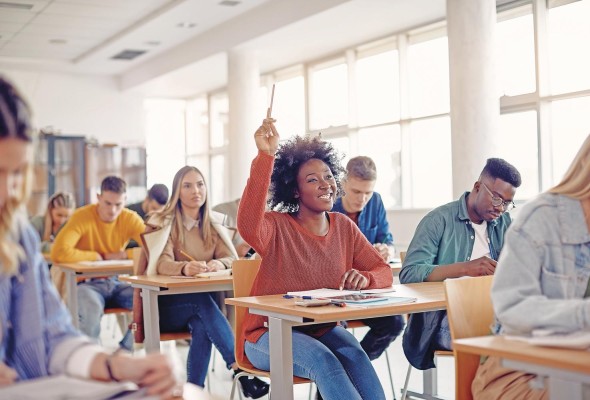 El desarrollo del conocimiento es un proceso y como tal, se da por etapas que se van alcanzando paulatinamente. El desarrollo del conocimiento es un proceso y como tal, se da por etapas que se van alcanzando paulatinamente.