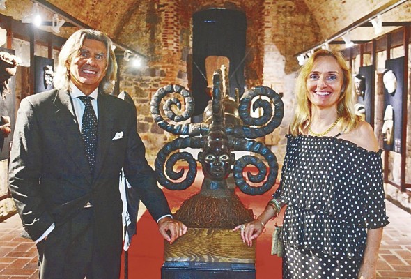 Guillermo Martínez Castro y su esposa conservan y se dedican a estudiar las piezas. Guillermo Martínez Castro y su esposa conservan y se dedican a estudiar las piezas.