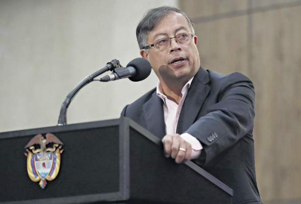 En su búsqueda de la paz total en Colombia, el presidente anunció el pasado 31 de diciembre un cese el fuego por seis meses con el ELN. En su búsqueda de la paz total en Colombia, el presidente anunció el pasado 31 de diciembre un cese el fuego por seis meses con el ELN.