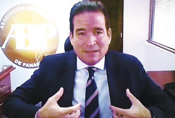 Carlos Berguido: 'Extender la moratoria bancaria sería fatal para la banca' Carlos Berguido: 'Extender la moratoria bancaria sería fatal para la banca'