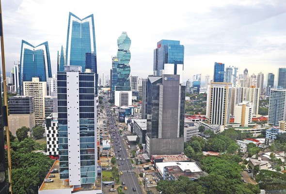 Fitch Ratings reafirma el grado de inversión de Panamá en BBB- Fitch Ratings reafirma el grado de inversión de Panamá en BBB-