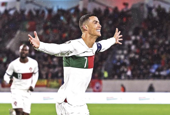 Cristiano Ronaldo, el deportista mejor pagado de 2023. Cristiano Ronaldo, el deportista mejor pagado de 2023.