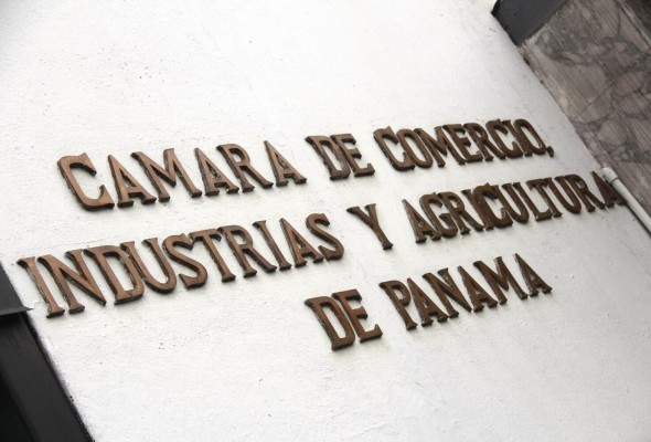 El gremio de empresarios promueve la extensión de los contratos suspendidos. El gremio de empresarios promueve la extensión de los contratos suspendidos.