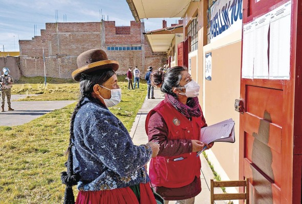 Fueron convocados unos 25 millones de peruanos. Fueron convocados unos 25 millones de peruanos.