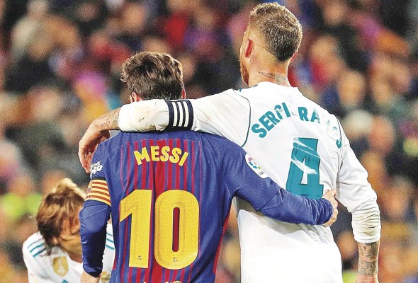 De alguna manera, Messi sintetizó estas virtudes en su cuerpo diminuto y sobrecargado de talento. De alguna manera, Messi sintetizó estas virtudes en su cuerpo diminuto y sobrecargado de talento.
