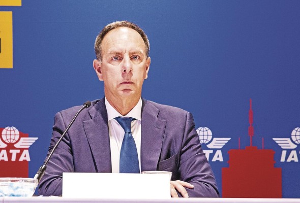 El vicepresidente regional para el continente americano de la Asociación Internacional de Transporte Aéreo (IATA), Peter Cerdá, habló durante una rueda de prensa ayer en Boston, Massachusetts (EE.UU.). El vicepresidente regional para el continente americano de la Asociación Internacional de Transporte Aéreo (IATA), Peter Cerdá, habló durante una rueda de prensa ayer en Boston, Massachusetts (EE.UU.).