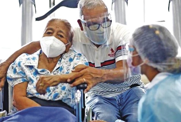 Más adelante los pacientes serán los más afectados por el ajuste del presupuesto y la falta de recursos. Más adelante los pacientes serán los más afectados por el ajuste del presupuesto y la falta de recursos.