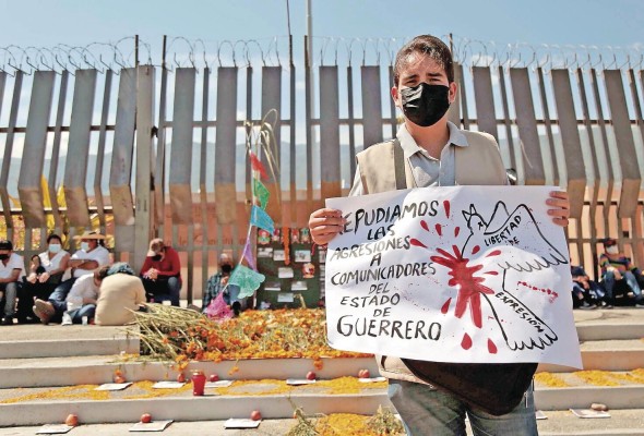 México se ha reportado como el lugar más peligroso para ejercer el periodismo. México se ha reportado como el lugar más peligroso para ejercer el periodismo.