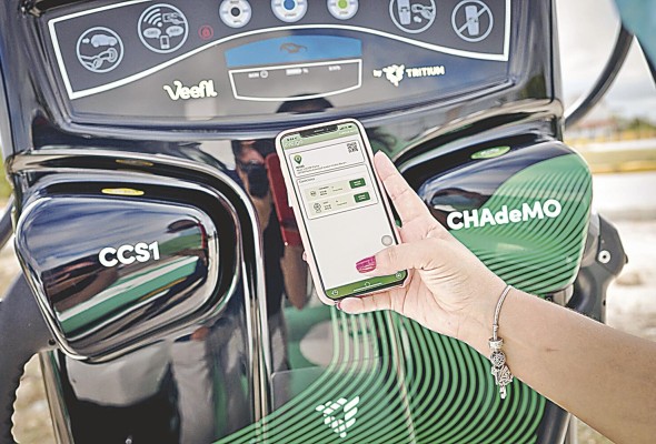 Las estaciones de carga se erigen como parte importante en el desarrollo de esta nueva industria, pues dispensan energía para recargar las baterías de los autos eléctricos. Las estaciones de carga se erigen como parte importante en el desarrollo de esta nueva industria, pues dispensan energía para recargar las baterías de los autos eléctricos.