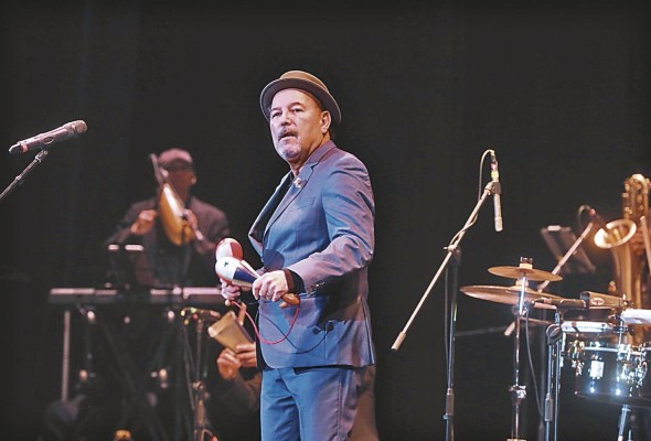 Rubén Blades, gran figura de la cultura musical patria, estuvo entre los invitados a la Gala. Rubén Blades, gran figura de la cultura musical patria, estuvo entre los invitados a la Gala.