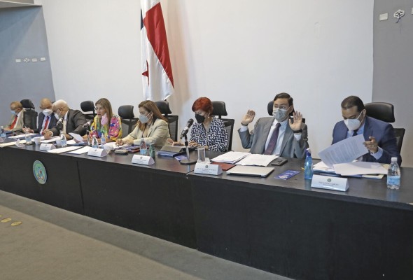 La comisión de Gobierno retomará la discusión de este proyecto de ley el próximo miércoles. La comisión de Gobierno retomará la discusión de este proyecto de ley el próximo miércoles.