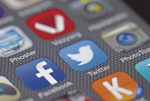 Para evitar estafas por WhatsApp, especialistas aconsejan llamar antes de dar información personal. Para evitar estafas por WhatsApp, especialistas aconsejan llamar antes de dar información personal.