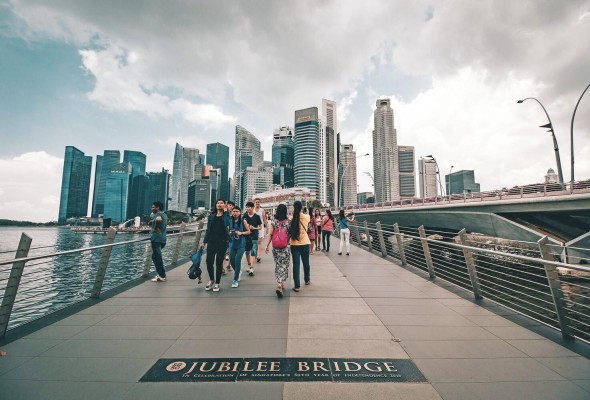Actualmente, el sistema educativo de Singapur se considera el mejor del mundo. Actualmente, el sistema educativo de Singapur se considera el mejor del mundo.