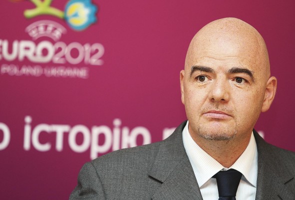 Gianni Infantino aprovechó la comparecencia ante los medios de comunicación para defender su propuesta de celebrar un Mundial cada dos años. Gianni Infantino aprovechó la comparecencia ante los medios de comunicación para defender su propuesta de celebrar un Mundial cada dos años.