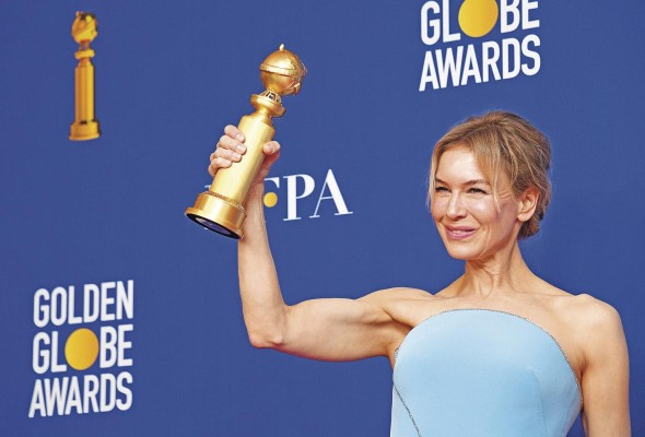Renee Zellweger regresó al podio de los triunfadores. Renee Zellweger regresó al podio de los triunfadores.