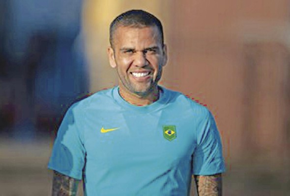 Para retener el oro olímpico alcanzado en Río de Janeiro 2016, Brasil se ha reforzado con Dani Álves, exBarcelona, Juventus y PSG; con todos ellos fue campeón en Europa. Para retener el oro olímpico alcanzado en Río de Janeiro 2016, Brasil se ha reforzado con Dani Álves, exBarcelona, Juventus y PSG; con todos ellos fue campeón en Europa.